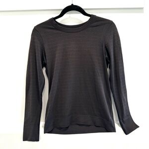 Lululemon long sleeve shirt